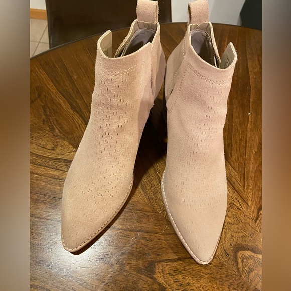 Dolce Vita Booties - Picture 4 of 4